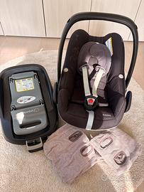 Ovetto Maxicosi Pebble con base Isofix