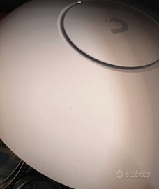 Ubiquiti U7 Pro Wifi 7 Access Point Be9300 TrI-Ban