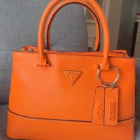 BORSA GUESS ARANCIONE