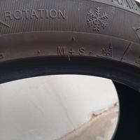  GOMME AUTO