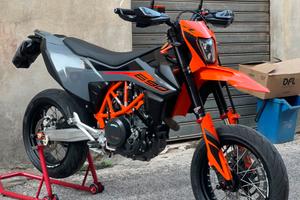 Ktm 690 SMC-R 2021-DEPO A LIBRETTO