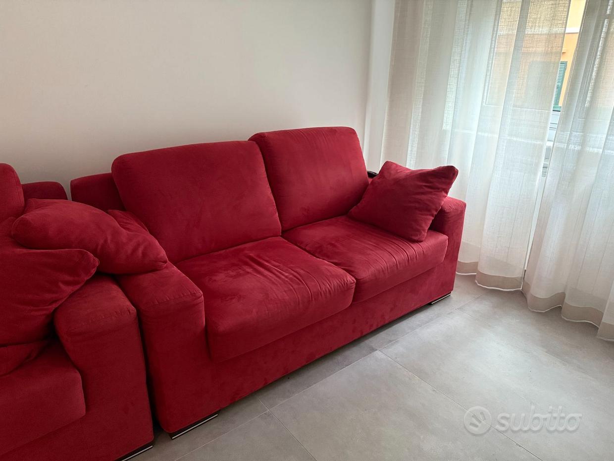 Divani rossi Mobili usati - Main Image