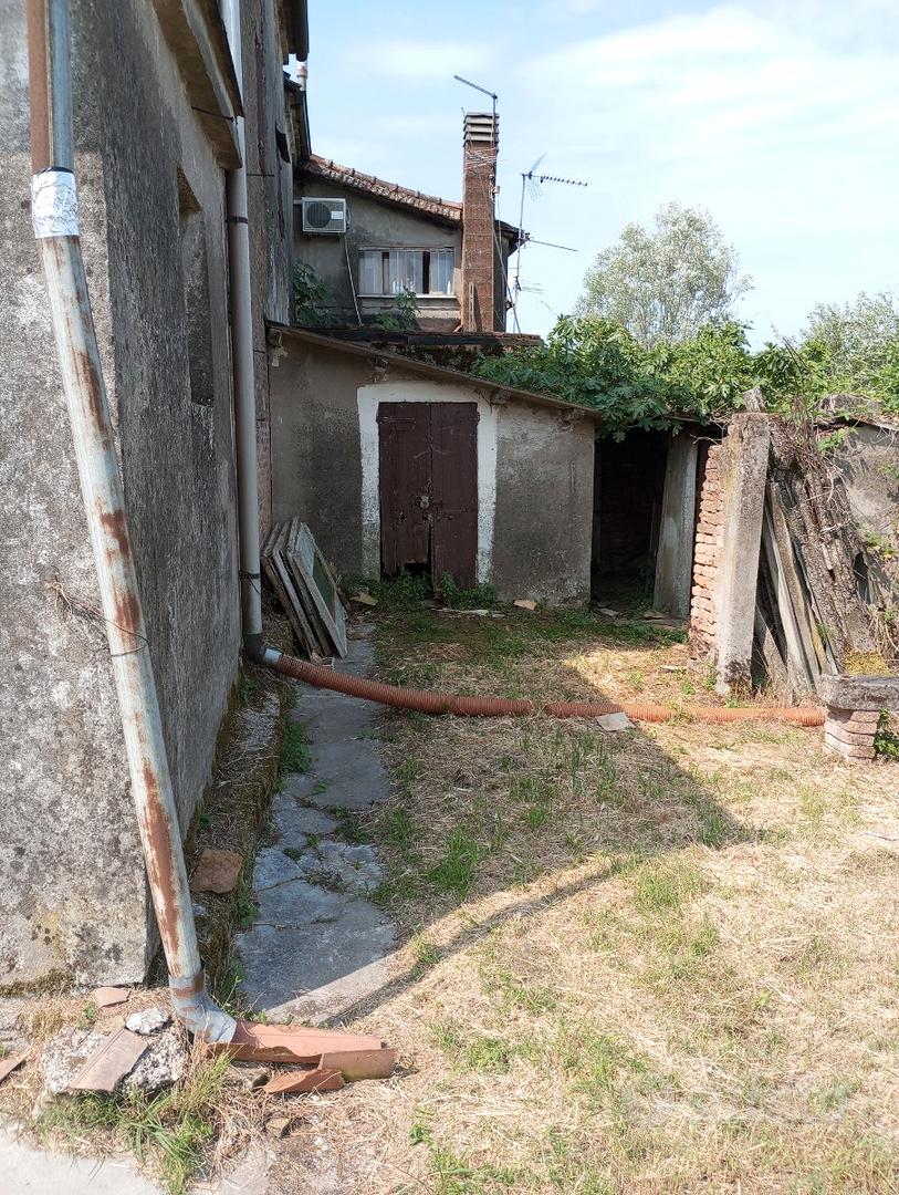Rustico con terreno di pertinenza - Vista 3