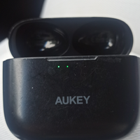 Custodia di ricarica auricolari AUKEY EP N5