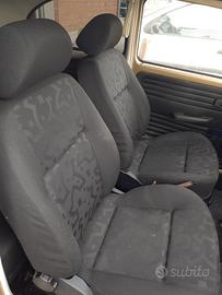 maggiolino anno 1973 sediolini