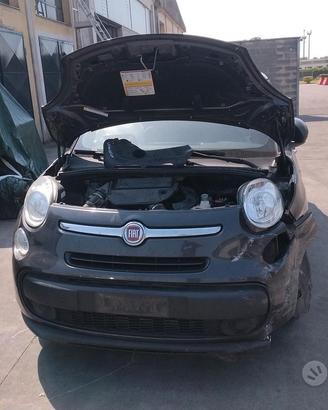 Fiat 500L 2017 1.3td 199B4000 per ricambi
