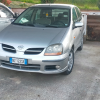 Nissan Tino Almera 2.2 dci