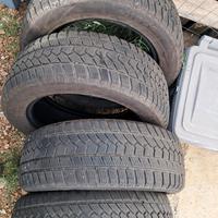 4 gomme invernali 205 55 R16 nuove