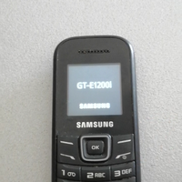 Samsung GT-E1200i