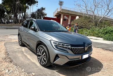 Renault Austral Iconic E-Tech full hybrid 200