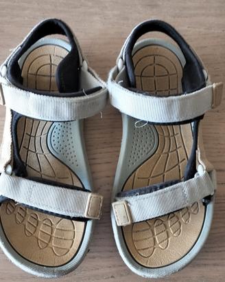 sandali sportivi n. 35