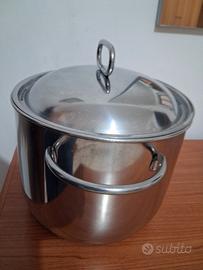pentola con coperchio 
