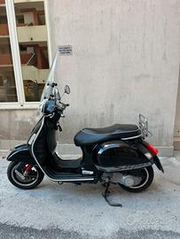 Vespa 300 GTS