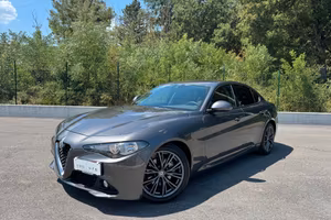 Alfa Romeo Giulia 2.2 Turbodiesel AT8 Super CERTIF