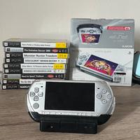 Sony PSP con Giochi ed Accessori