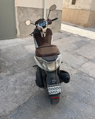 Beverly 125