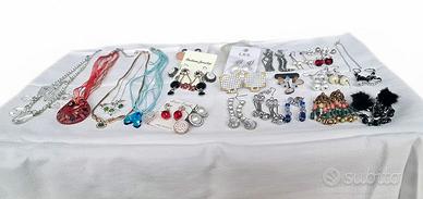 Lotto bigiotteria multicolor argento