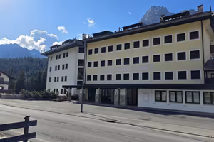 Appartamento con ingresso indipendente e taverna ?