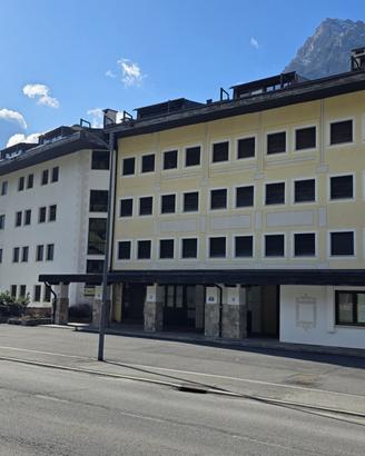 Appartamento con ingresso indipendente e taverna ?