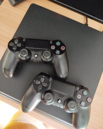 PS4 slim, 2 controller, Sonycam e vari  giochi