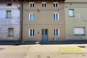 Casa accostata - Gorizia