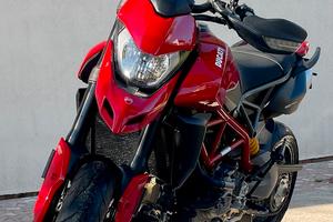 Ducati hypermotard 950