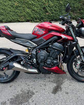 Triumph street triple rs 765