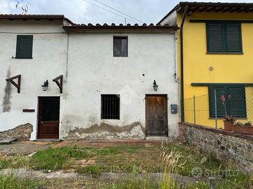 CASA DI CORTE A BUGGIANO