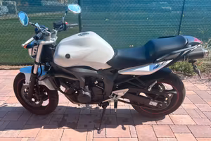 Yamaha FZ6 600 – 2006