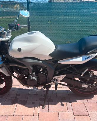 Yamaha FZ6 600 – 2006