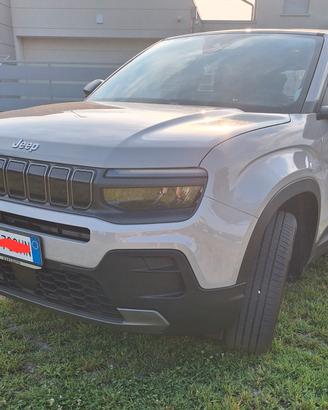 Jeep Avenger ibrida 