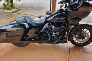 Harley road glide FLTRXS total back