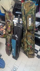 lotto attrezzatura da pesca da fiume e lago