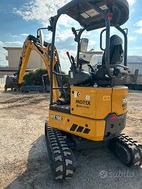 Escavatore 19 quintali