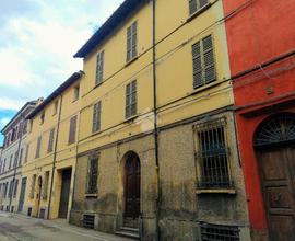 CASA SEMINDIPENDENTE A FAENZA