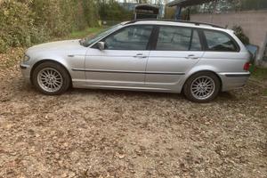 BMW 318i Touring 2002, GPL