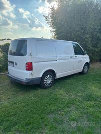 Volkswagen transporter T6 AUTOMATICO