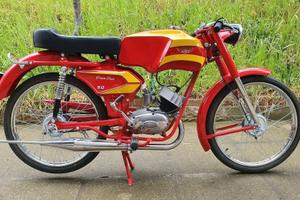 Testi 50 Grand Prix 4v