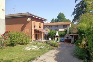 VILLA SINGOLA A BORGHETTO DI BORBERA