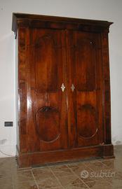 armadio in legno