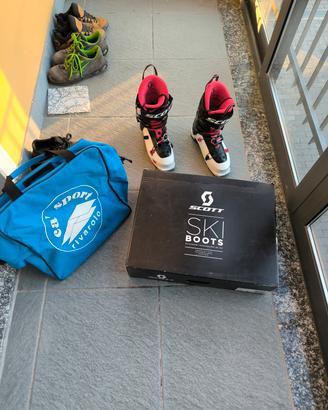 scarponi da scialpinismo 