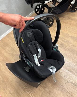 Ovetto cybex I-cloud z2 con base isofix rotante
