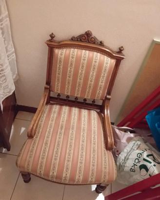 Poltrona stile antico