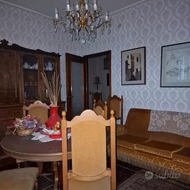 Appartamento 6o piano, 9 locali, cantina, garage