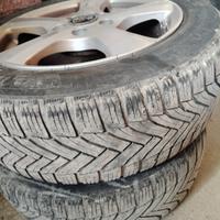 4 gomme invernali con cerchi