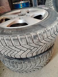4 gomme invernali con cerchi