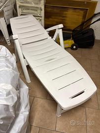 Sedia a sdraio pieghevole in plastica