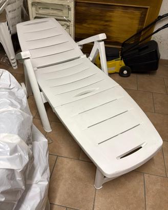 Sedia a sdraio pieghevole in plastica