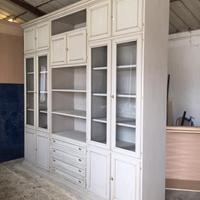 Libreria in frassino laccata a 2 colori