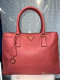 borsa prada gia usato
